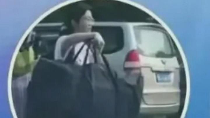 冒充“扁擔(dān)女孩”劉燕開賬號(hào)！網(wǎng)警依法查處